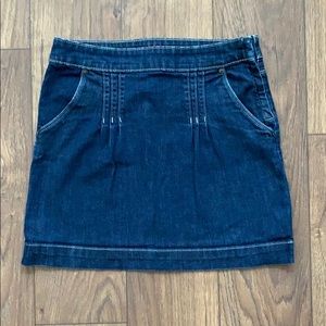 Elle Dark Wash Mini Jean Skirt Size 2